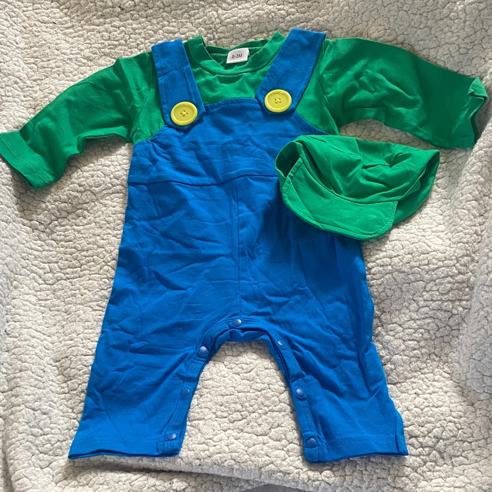 “Luigi” Infant Overall and Hat Set